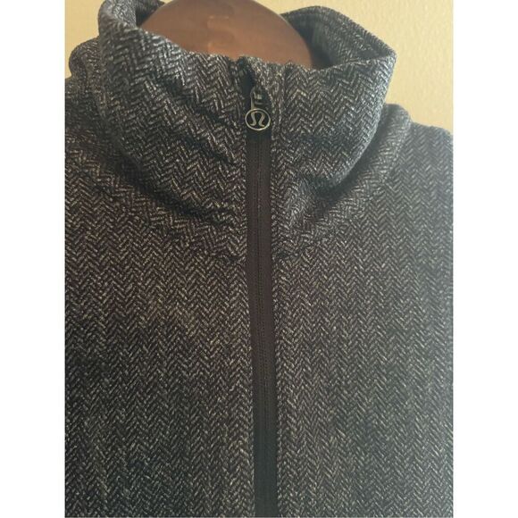 Lululemon Size 8 Black Kanto Catch Me Herringbone 1/4 Zip Long Sleeve Jacket - Picture 4 of 10